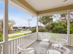 BEACHSIDE GETAWAY - DROMANA, Dromana